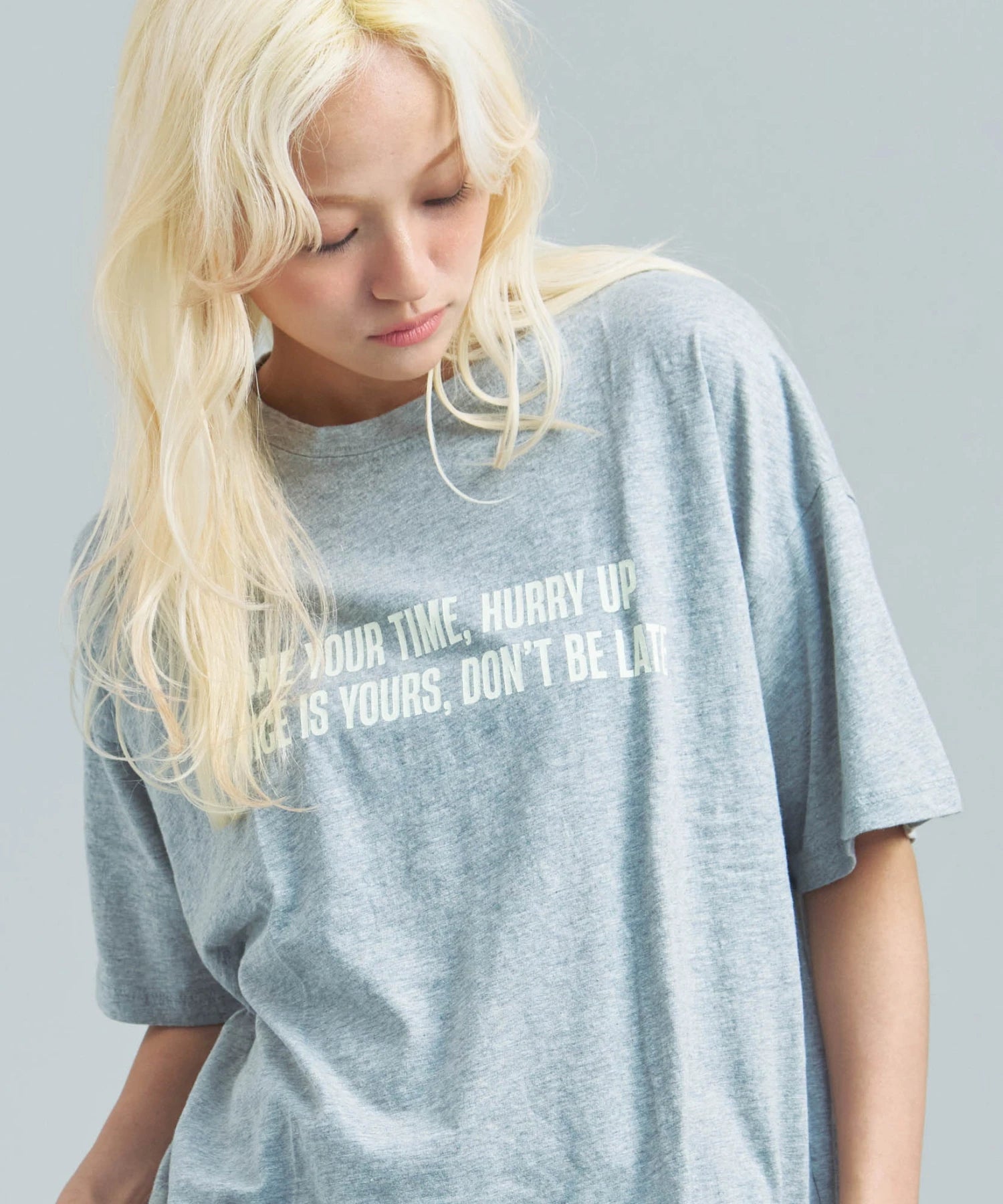JE-クロップド丈・ロゴ SS TEE