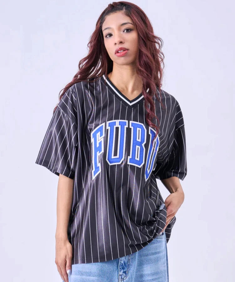 FUBU/フブ Patch V Neck S/S T-Shirts