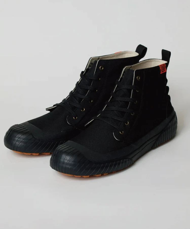 UNIVERSAL OVERALL UO14/スニーカー