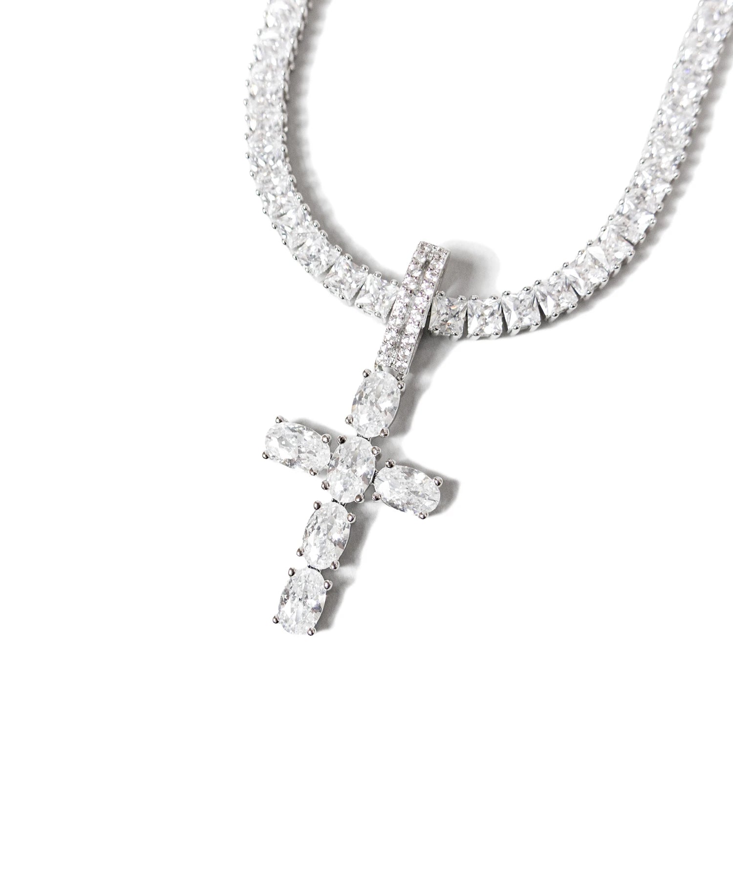 GA Royal Cross Choker