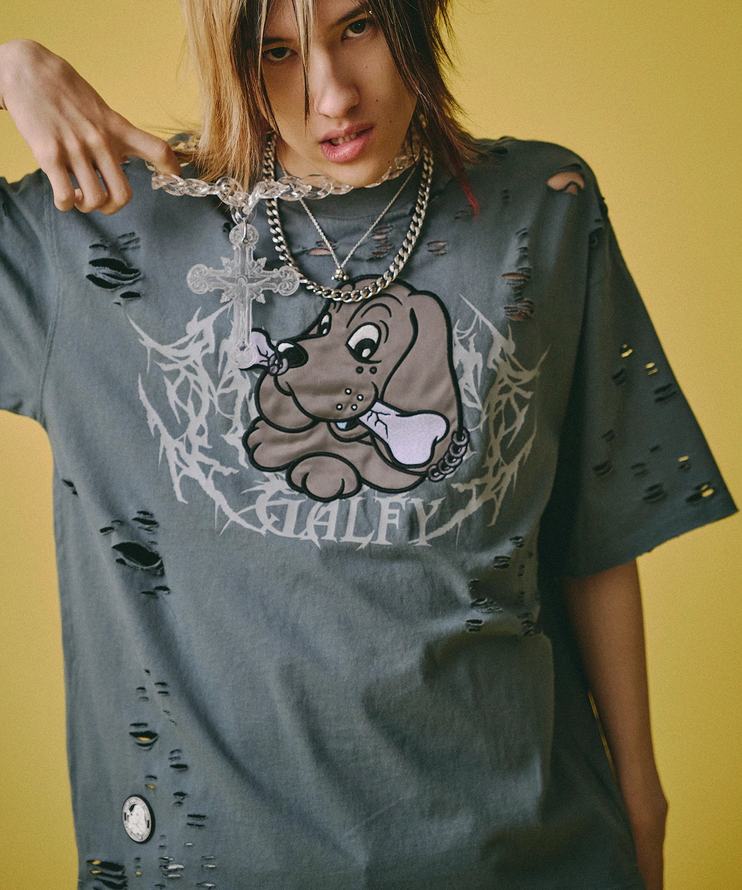 GALFY/ガルフィー 闇に溶かされし犬ダメージ SS Tee