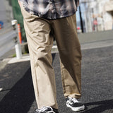 UNIVERSAL OVERALL TUCK TAPERED PANTS