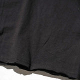 THRIFTY LOOK/スリフティールック NAJA PENDANT EMB LS TEE