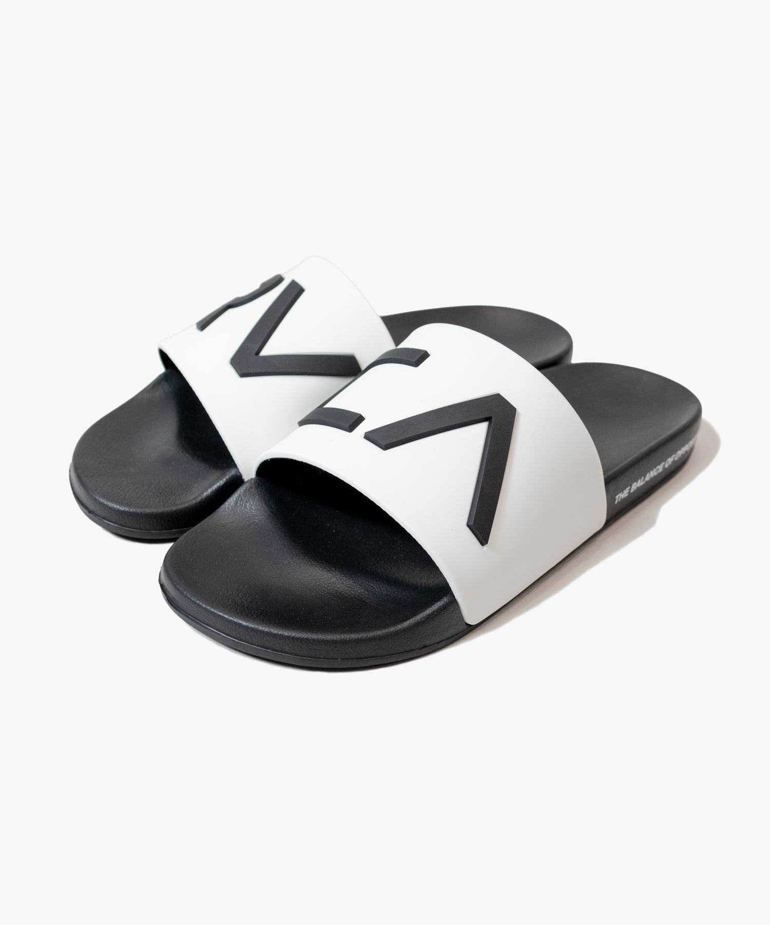 RVCA SHOWER SLIDE