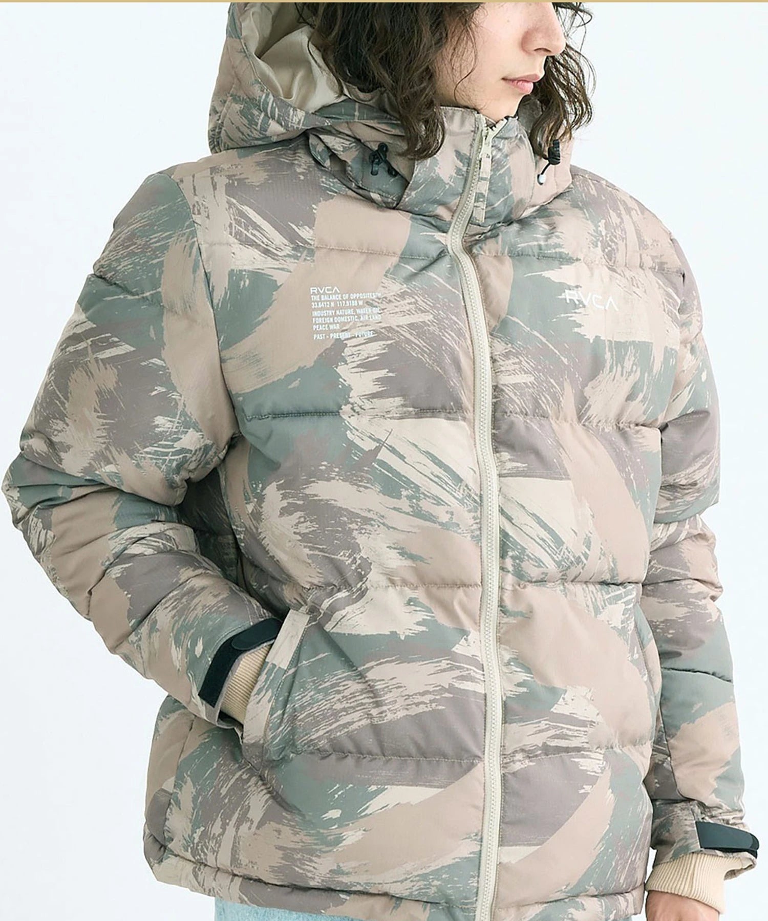 RVCA BACK PRINT PUFFER JKT