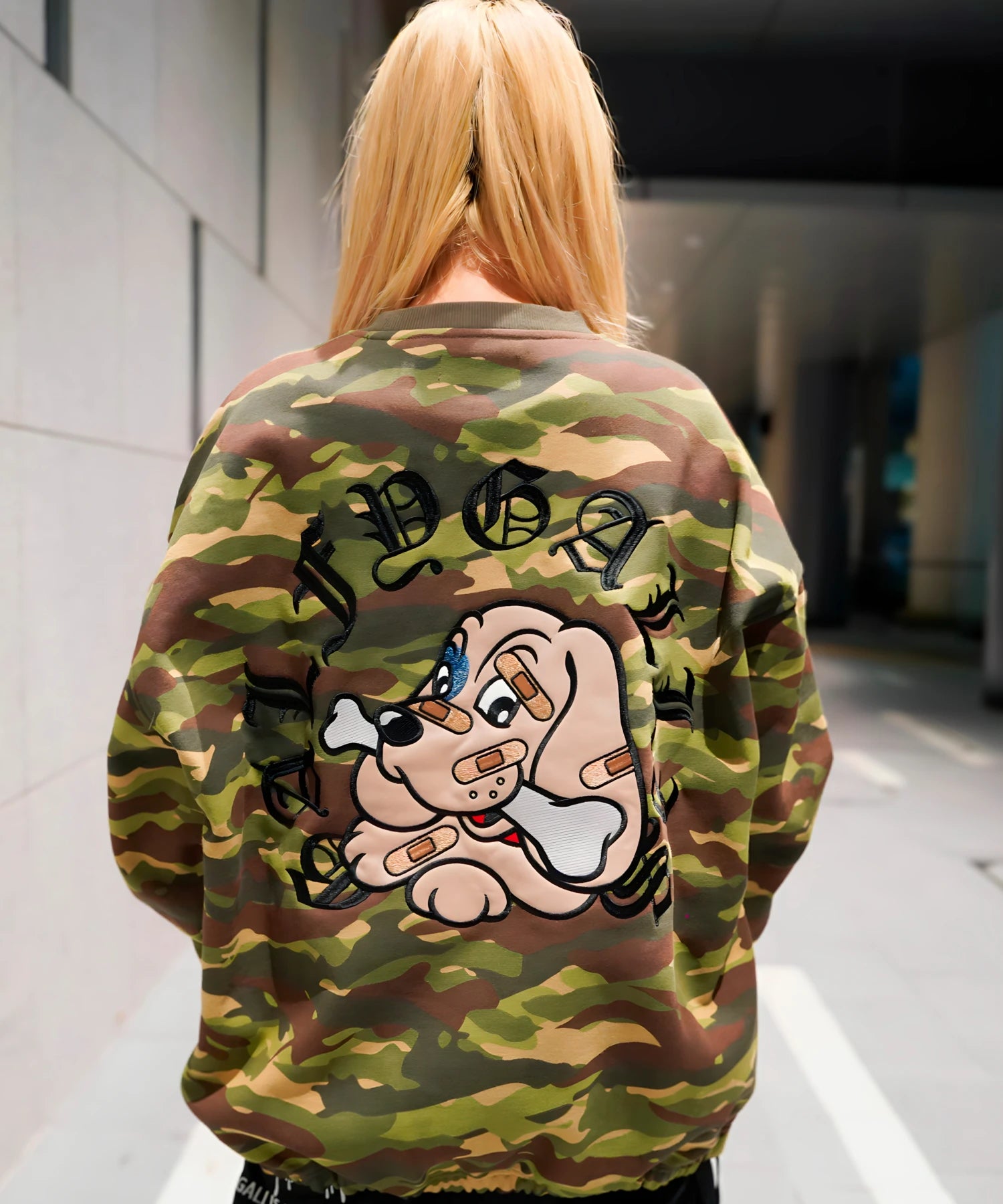 GA×GALFY-安心のサークルロゴクルースウェット