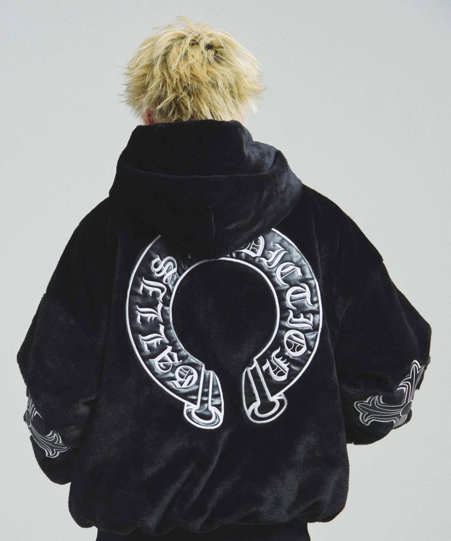 GA CROSS-EMBLEM FUR BLOUSON