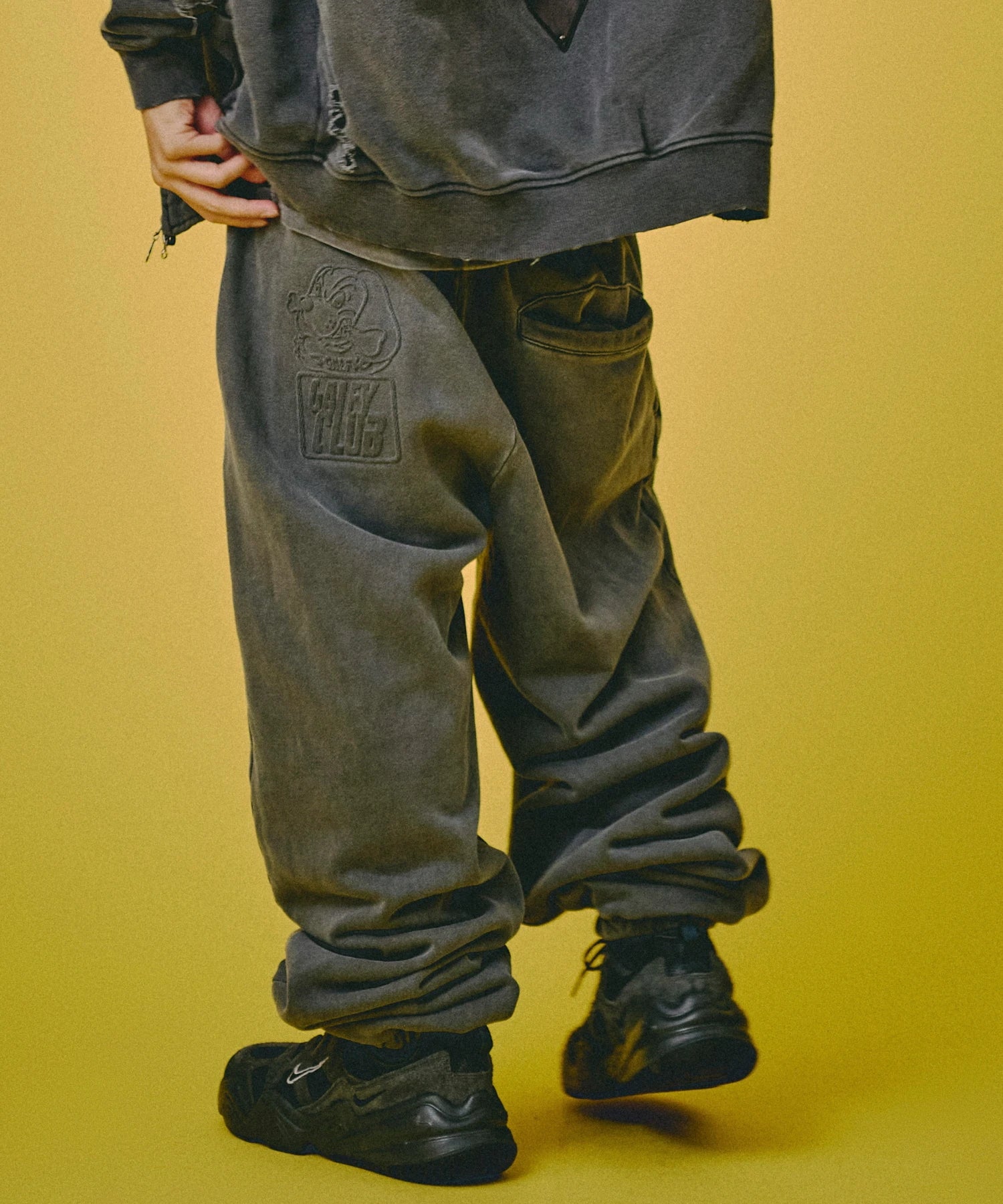 GALFY-CLUBスウェットパンツ