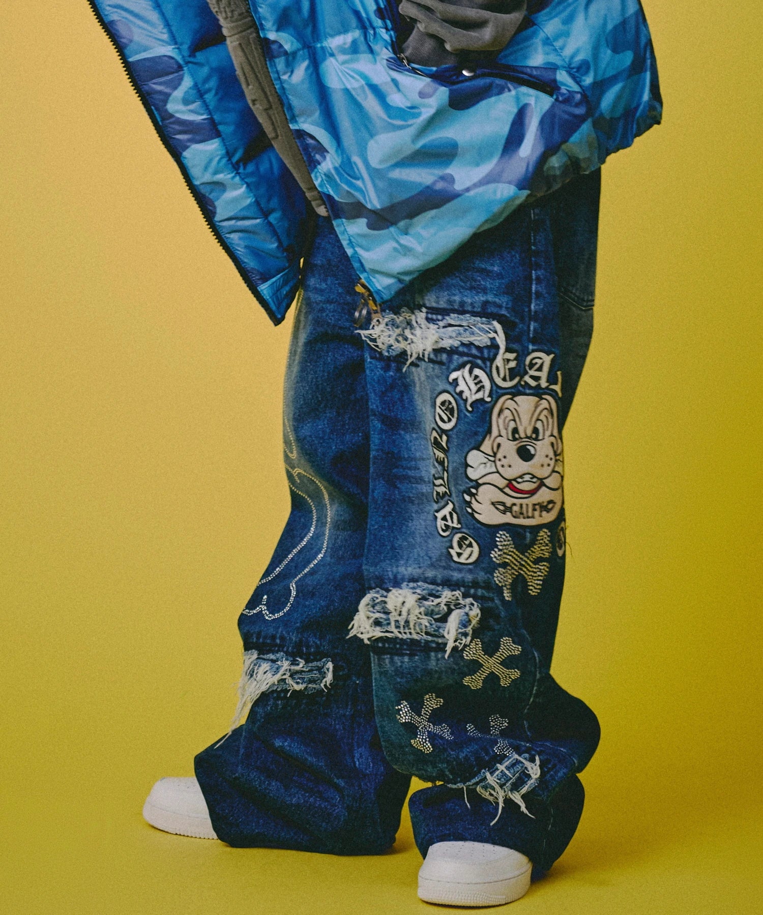 GALFY-ピカピカ骨骨レーザーかも？デニム